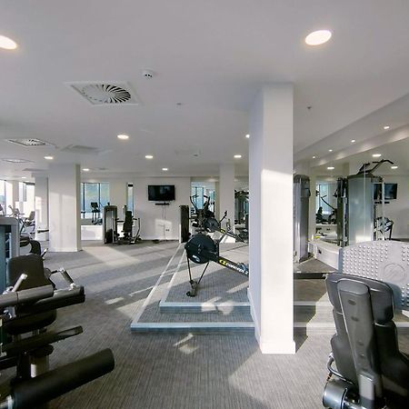 Snuggle Inn - Riverside Apartments - Views Over Looking London River Thames, Close To O2 Arena, London Excel, London City Airport, Thames Clipper- River Boat Service, Woolwich Ferry, Onsite Parking, Twin Room Option Available Exteriör bild