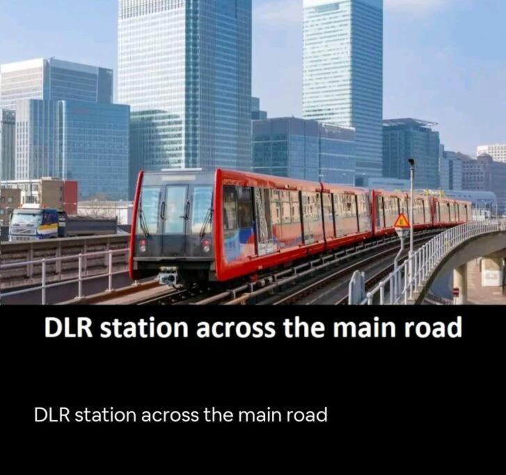 Snuggle Inn - Riverside Apartments - Views Over Looking London River Thames, Close To O2 Arena, London Excel, London City Airport, Thames Clipper- River Boat Service, Woolwich Ferry, Onsite Parking, Twin Room Option Available Exteriör bild