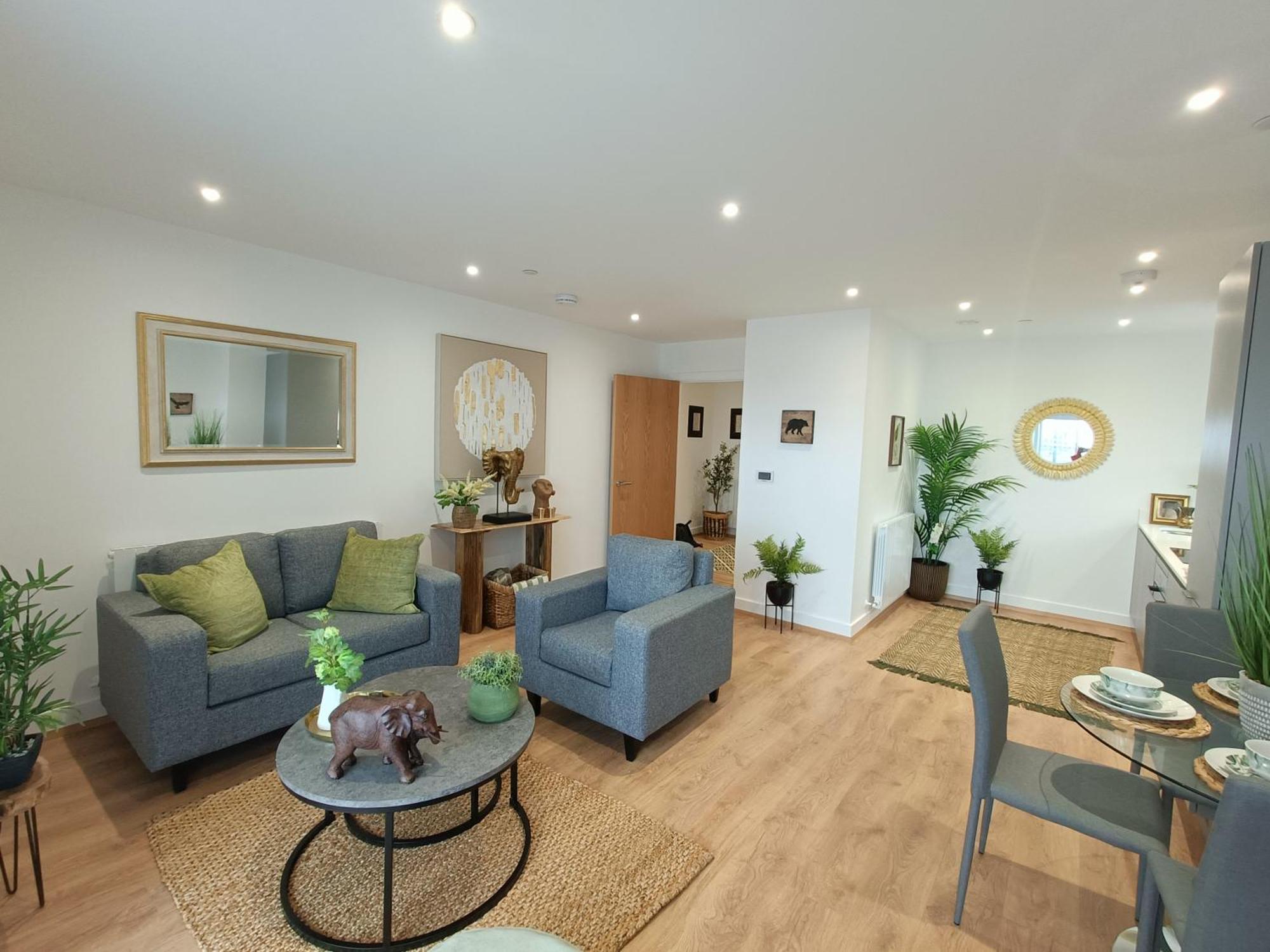 Snuggle Inn - Riverside Apartments - Views Over Looking London River Thames, Close To O2 Arena, London Excel, London City Airport, Thames Clipper- River Boat Service, Woolwich Ferry, Onsite Parking, Twin Room Option Available Exteriör bild